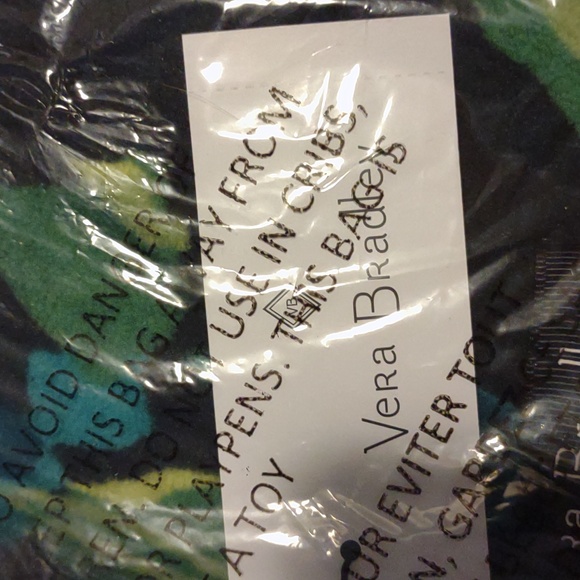 VERA BRADLEY Throw Blanket - Hilo Meadow - Picture 5 of 7